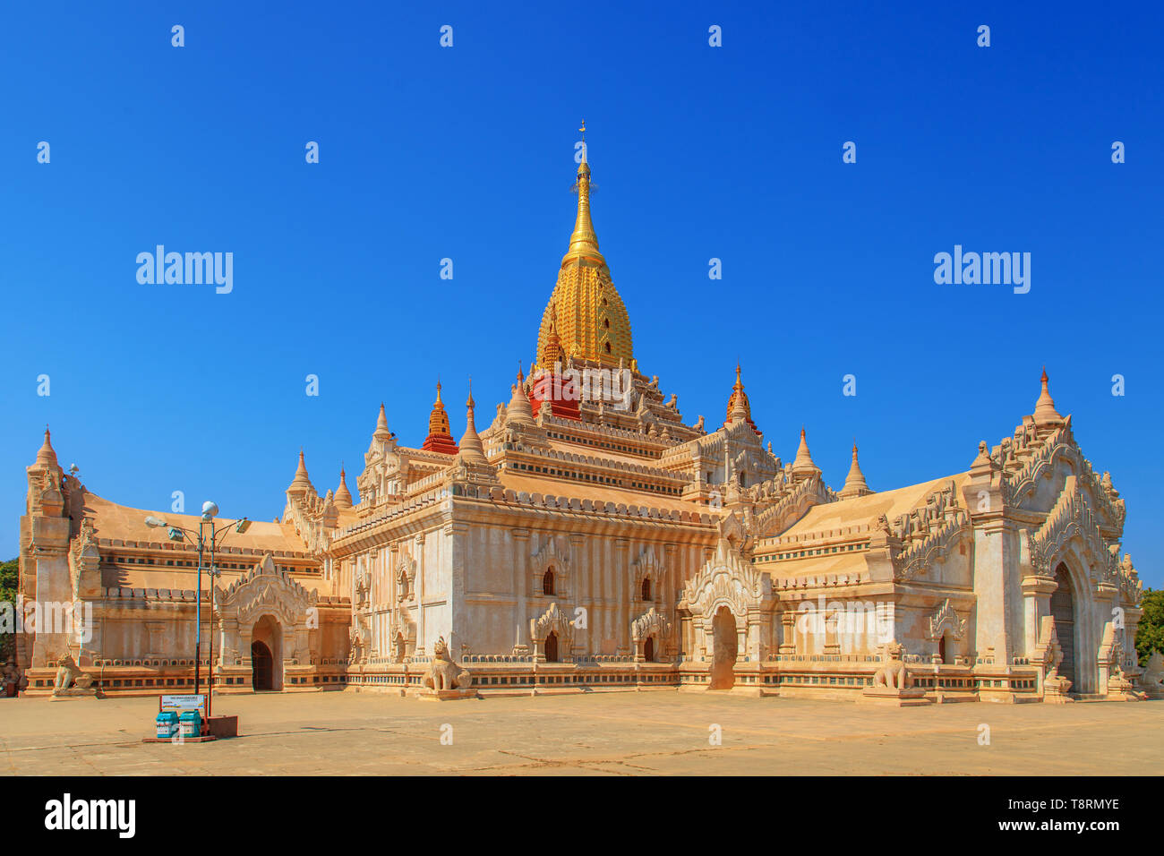 Das Ananda Tempel in Bagan Stockfoto