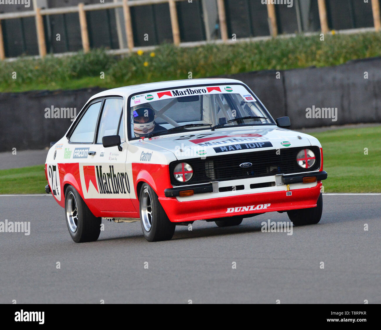 Jordaniens König, Pantelis Christoforou, Ford Escort RS 2000, Gerry Marshall Trophäe, Gruppe 1 Limousine, 1970 bis 1982, 77 Mitglieder treffen, Goodwood, West Stockfoto