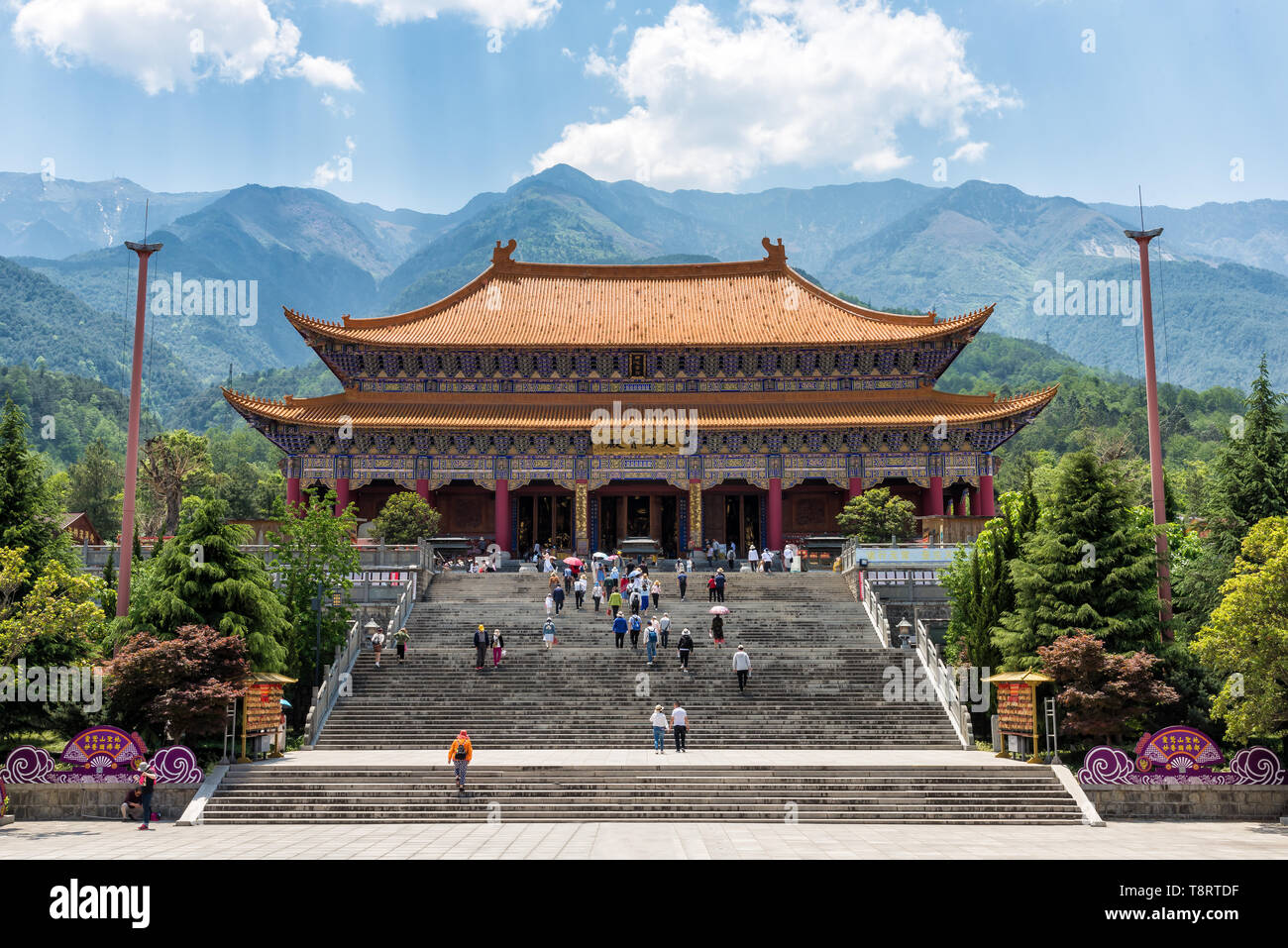 Dali, China - April 25, 2019: Das mahavira Halle von Chong Sheng Kloster. Diese buddhistische Kloster war einst der königlichen Tempel des Königreichs Dali Stockfoto