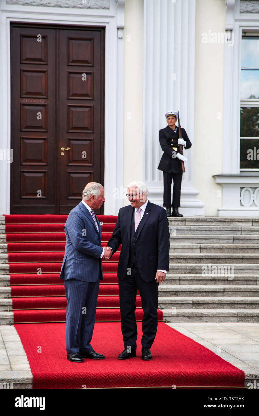 Bundespräsidenten Dr. Frank-Walter Steinmeier empfängt den Prinzen von Wales, Charles, im Schloss Bellevue. Berlin, 07.05.2019 Stockfoto