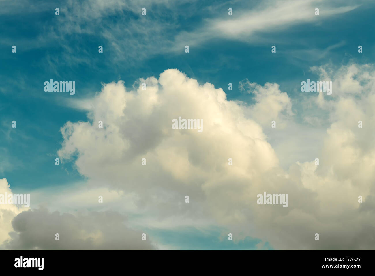 Schönen Sommer Wolke am Himmel, Schönheit in der Natur Stockfoto