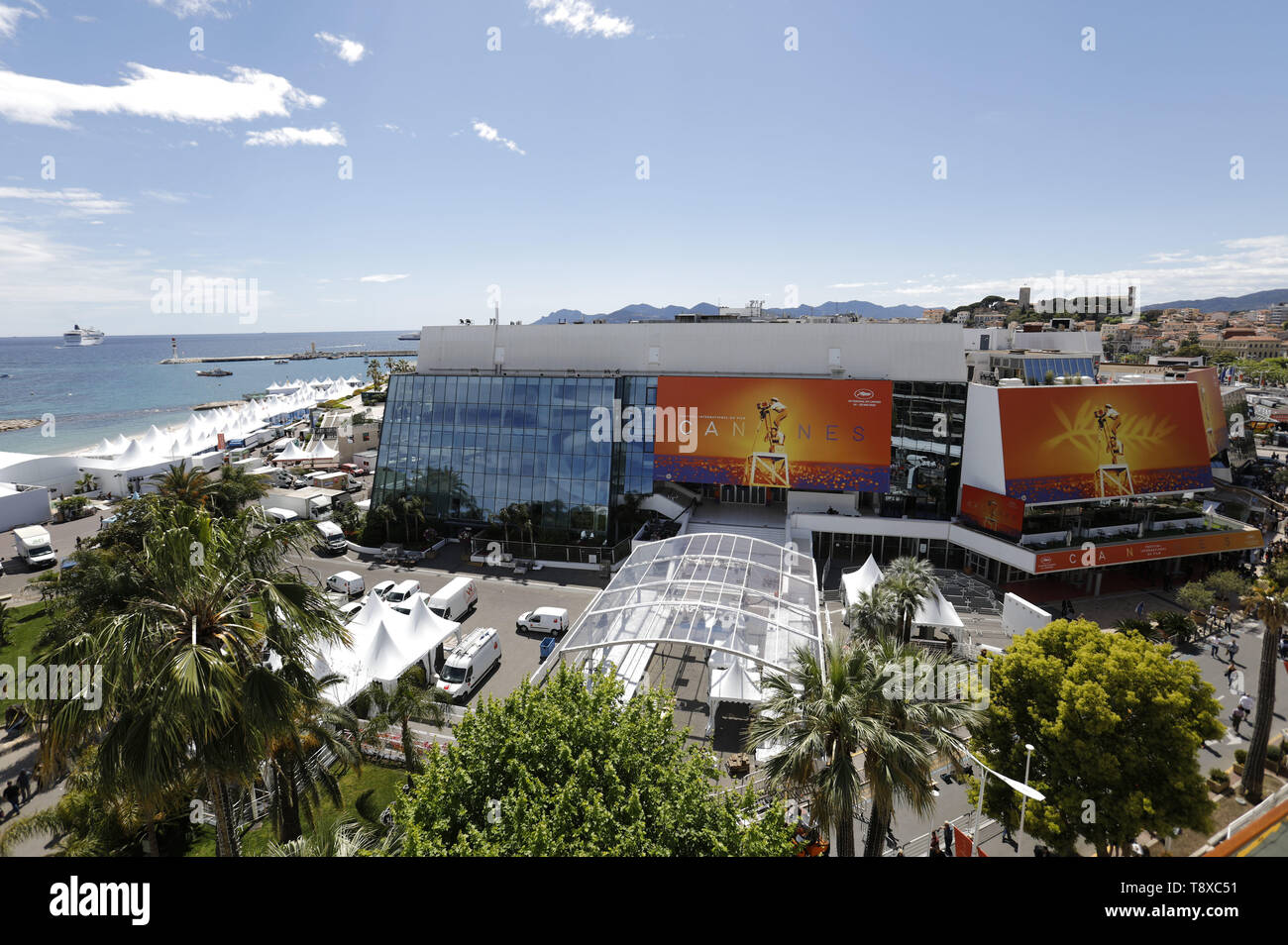 Cannes, Frankreich. 13. Mai, 2019. Der Palais des Festivals et des Congres 5/6 des Festival de Cannes 2019/72. Internationalen Filmfestspiele von Cannes am Palais des Festivals. Cannes, 13.05.2019 | Verwendung der weltweiten Kredit: dpa/Alamy leben Nachrichten Stockfoto