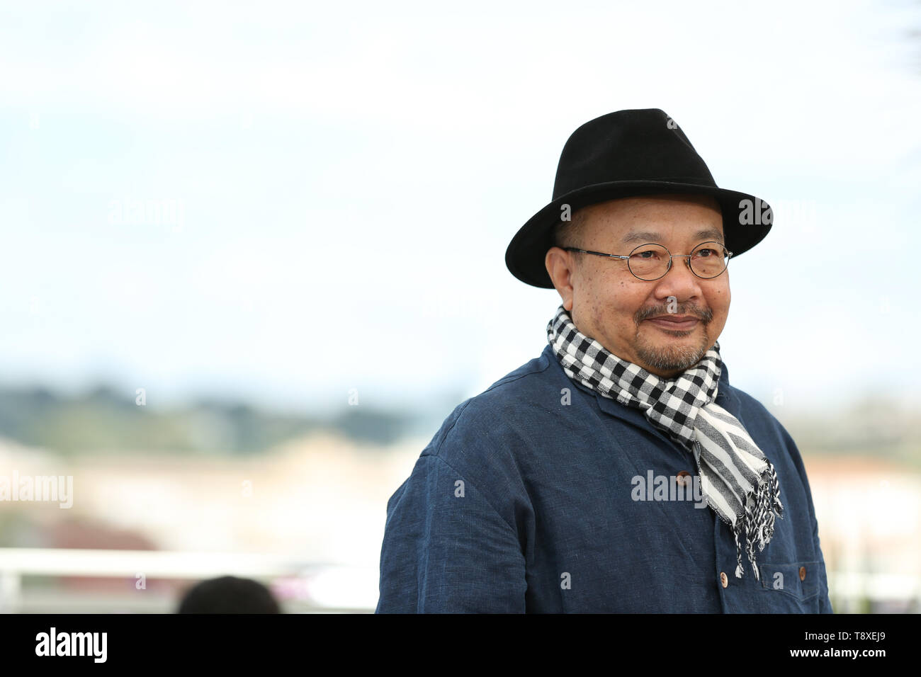 Cannes, Frankreich. 15 Mai, 2019. CANNES, Frankreich - 15. Mai: Rithy Panh besucht die "Kamera d' oder 'Jury photocall während der 72Nd Cannes Film Festival (Credit: Mickael Chavet/Alamy leben Nachrichten Stockfoto