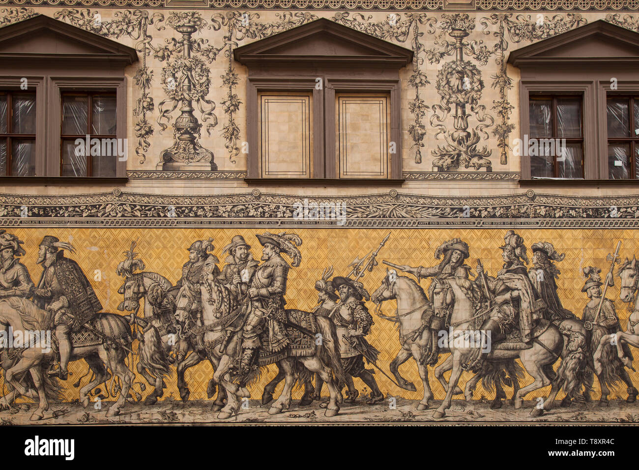 Wandbild "Fürstenzug" Fassade der stallhof an der Augustusstraße, Dresden, Sachsen, Deutschland, Europa Stockfoto
