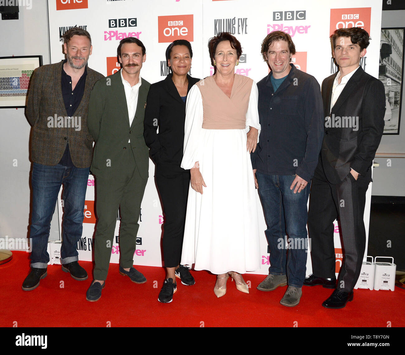 Foto muss Gutgeschrieben © Alpha Presse 078237 14/05/2019 Julian Barratt Henry Lloyd Hughes Nina Sosanya Fiona Shaw Owen McDonnell und Edward Bluemel töten Eva Jahreszeit zwei Drücken Sie Start Fotoshooting an Curzon Soho London Stockfoto