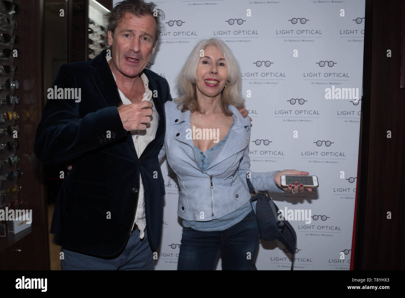 Licht optische Levallois-Le 14 Mai 2019 - Soirée Tapis Rouge à l'Ouverture du Festival de Cannes, La "Montée des Marches de Licht Optische' Stockfoto