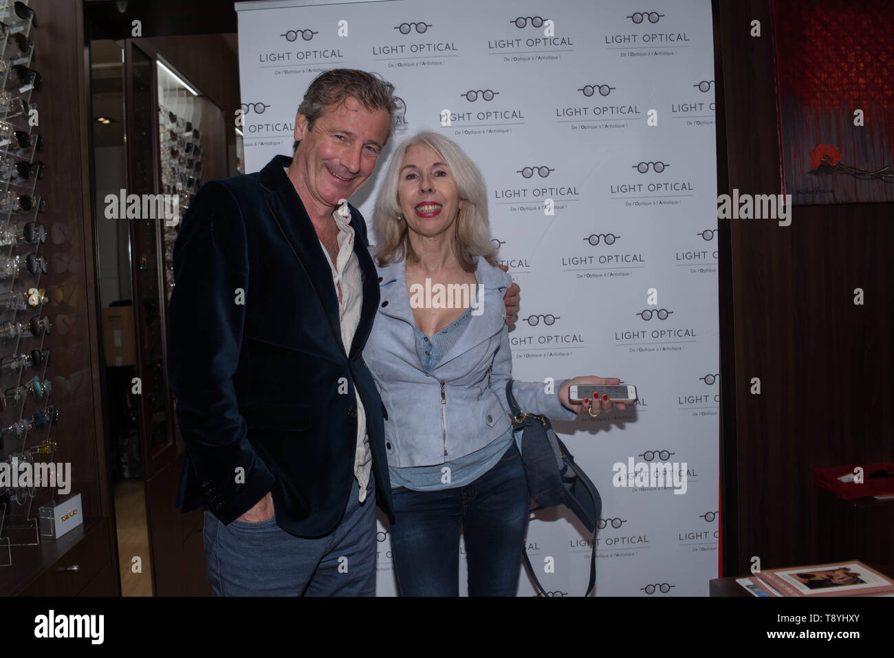 Licht optische Levallois-Le 14 Mai 2019 - Soirée Tapis Rouge à l'Ouverture du Festival de Cannes, La "Montée des Marches de Licht Optische' Stockfoto