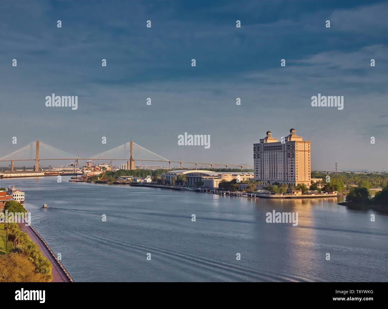 Im Hotel auf der Savannah River Der River Street, neben dem Convention Center Stockfoto