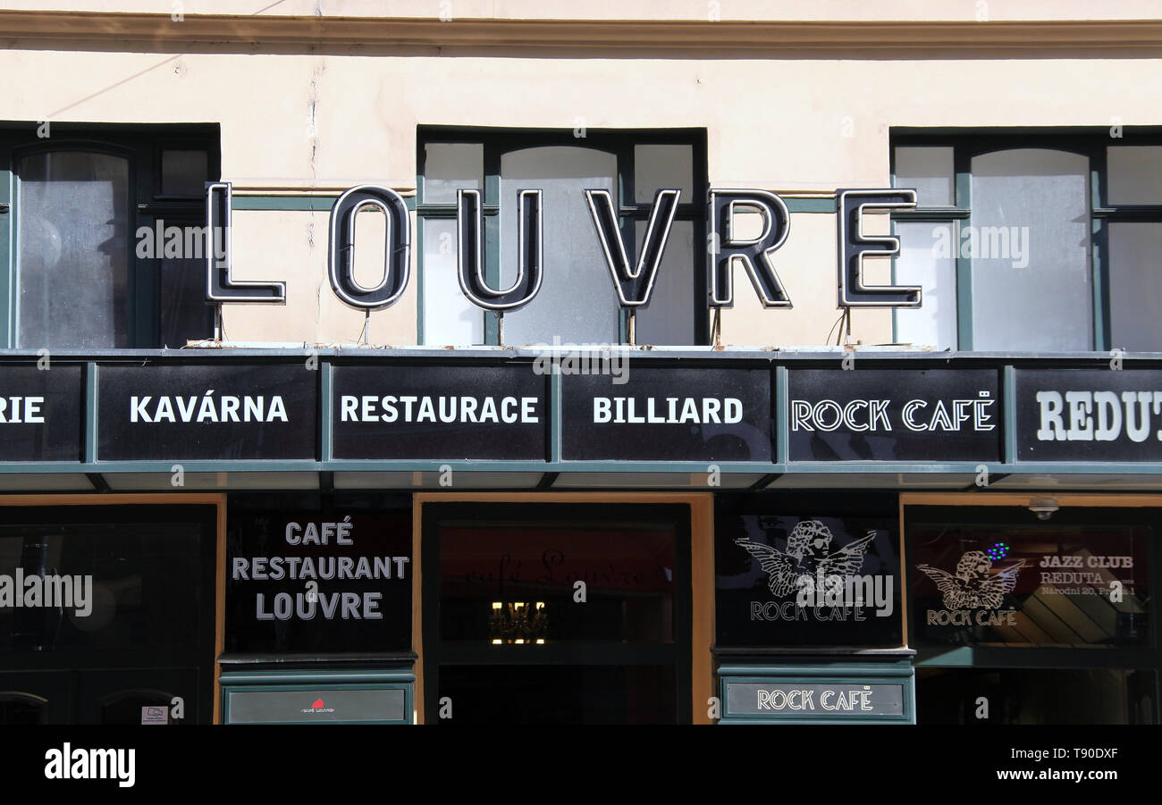 Cafe Louvre in Prag Stockfoto