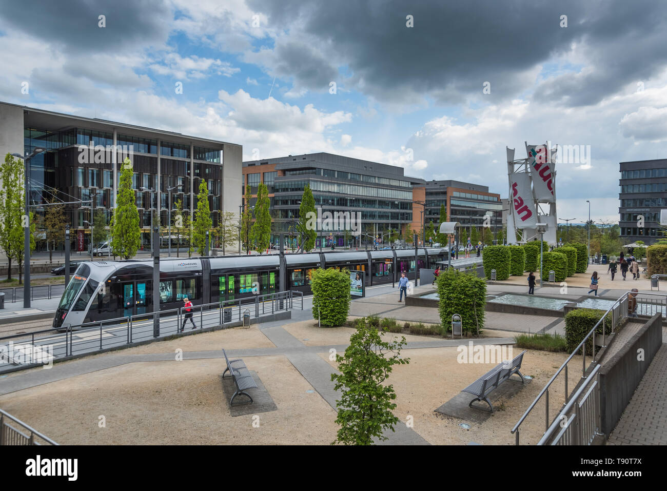 Stater Straßenbahn (Dt.: Städtische Straßenbahn) ist die Bahnlinie der luxemburgischen Hauptstadt Luxemburg, sterben bin 10 sterben. Dezember 2017 eröffnet wurde. D Stockfoto