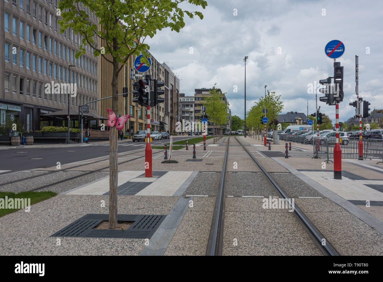 Stater Straßenbahn (Dt.: Städtische Straßenbahn) ist die Bahnlinie der luxemburgischen Hauptstadt Luxemburg, sterben bin 10 sterben. Dezember 2017 eröffnet wurde. D Stockfoto