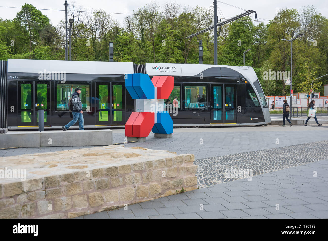 Stater Straßenbahn (Dt.: Städtische Straßenbahn) ist die Bahnlinie der luxemburgischen Hauptstadt Luxemburg, sterben bin 10 sterben. Dezember 2017 eröffnet wurde. D Stockfoto