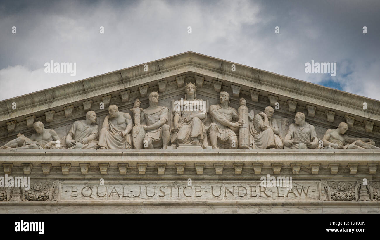 Die Vorderseite des US Supreme Court in Washington, DC. Stockfoto