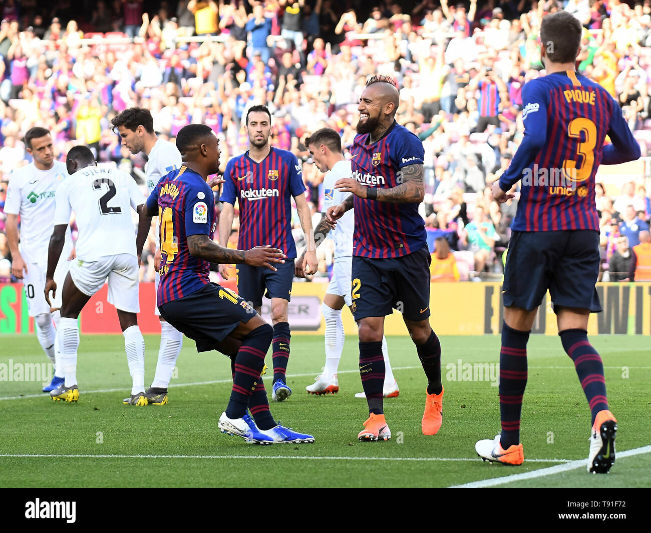 Arturo Vidal des FC Barcelona feiert sein Ziel während des Spiels zwischen dem FC Barcelona gegen Getafe CF von LaLiga, Datum 20, 2018-2019 Saison. Das Stadion Camp Nou. Barcelona, Spanien - 12. Mai 2019 Stockfoto