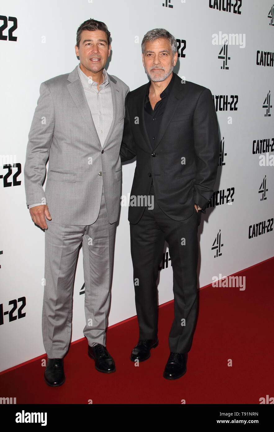 London, Großbritannien. 15 Mai, 2019. Kyle Chandler und George Clooney besuchen das Catch 22 - TV-Serie Premiere auf der Vue Westfield, Westfield Shopping Centre, Shepherds Bush Credit: SOPA Images Limited/Alamy leben Nachrichten Stockfoto