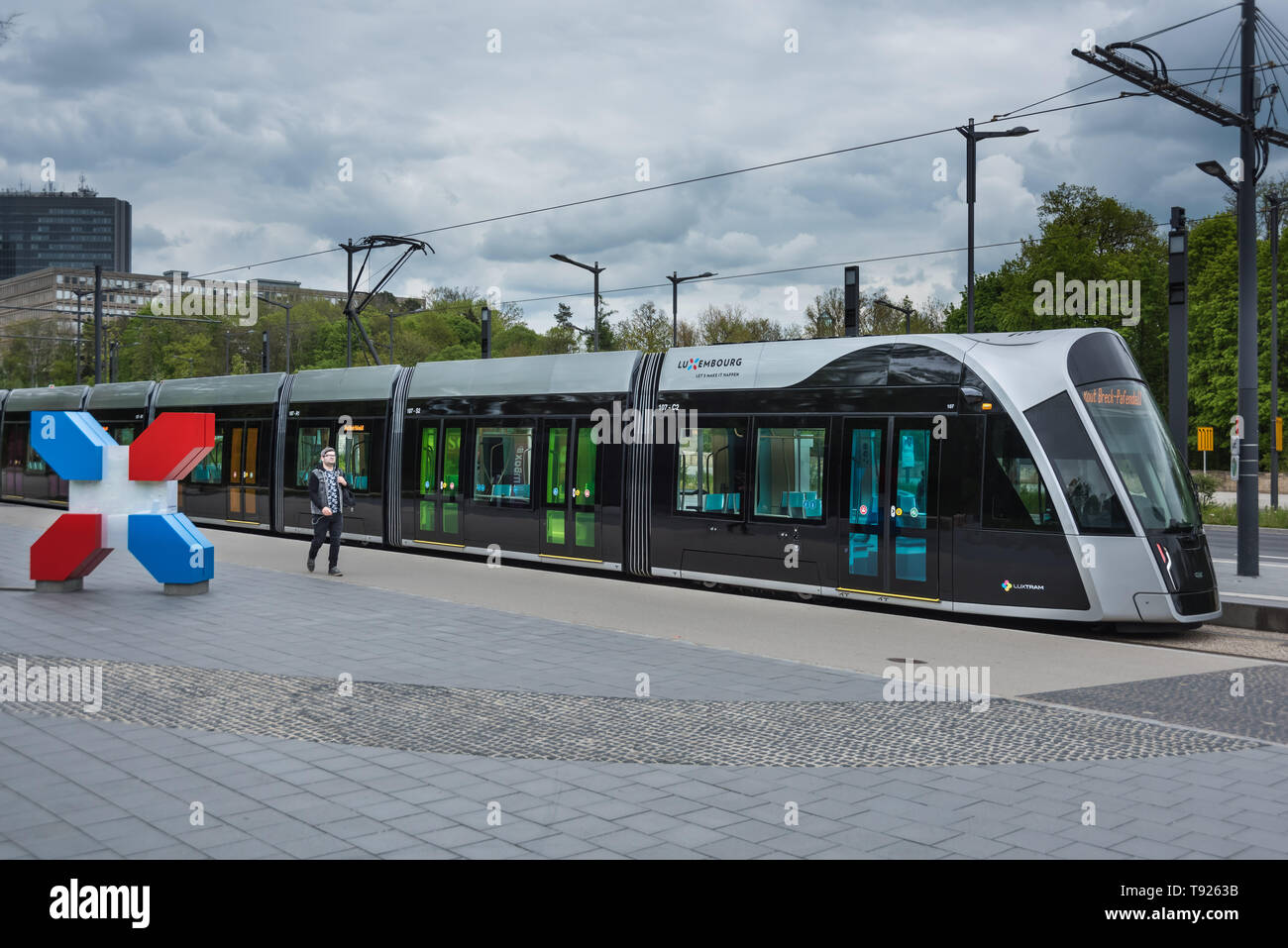 Stater Straßenbahn (Dt.: Städtische Straßenbahn) ist die Bahnlinie der luxemburgischen Hauptstadt Luxemburg, sterben bin 10 sterben. Dezember 2017 eröffnet wurde. D Stockfoto
