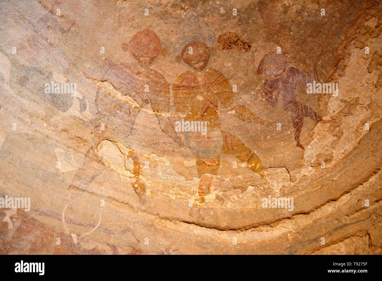 Neolithische Felsmalereien, Menschen mit Masken, unbekannter Stil, Tadrast region, Tadjelahine Plateau, Tassili n'Ajjer Nationalpark, Unesco Weltkulturerbe Stockfoto