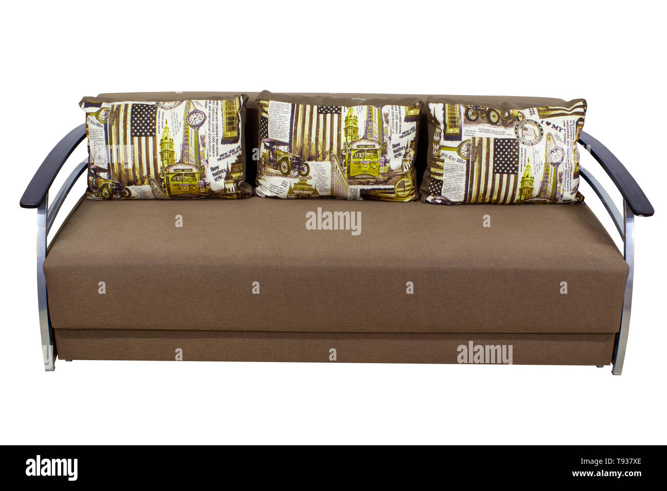 Modernes, stilvolles braun Stoff Sofa mit Kissen und Armlehnen aus Metall Stockfoto