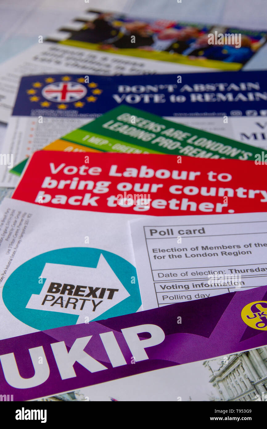 Umfrage Karte und Wahl des Materials für die Wahlen zum Europäischen Parlament 2019 Stockfoto