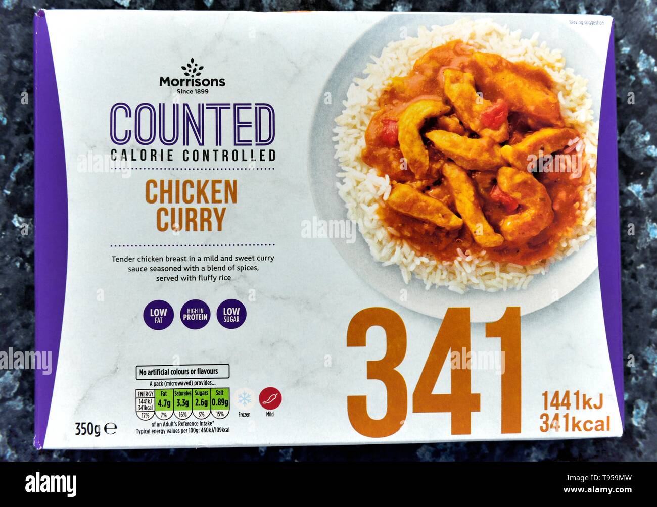 Kalorienbewussten, Chicken Curry, Mikrowelle Fertiggerichte, 341 kcal, wenig Fett, wenig Zucker Stockfoto