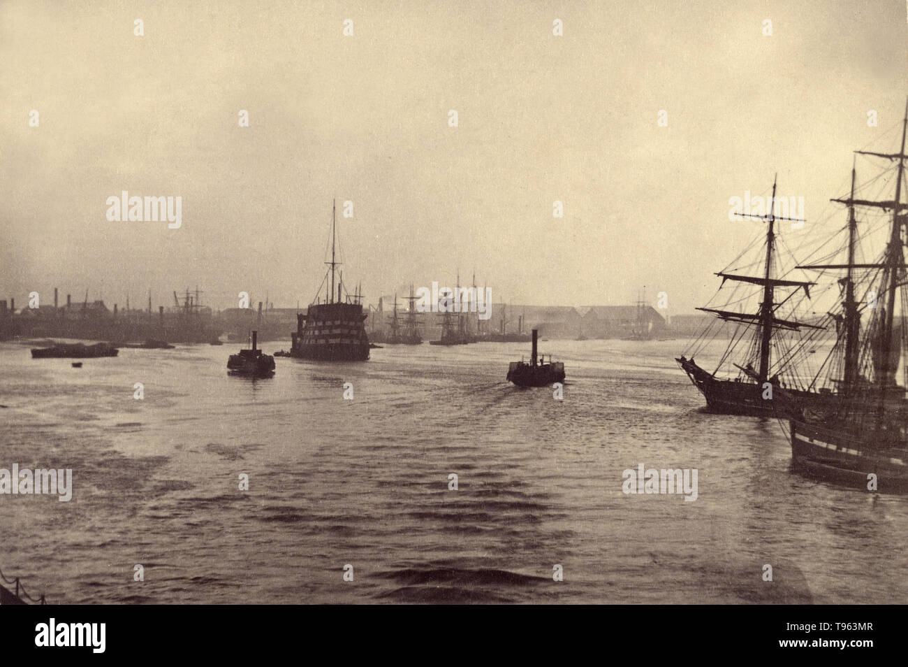 Blick auf Schiffe auf der Themse nach Greenwich, C. 1870. Fotografiert von Ludwig Schultz (Briten, aktive Greenwich, England 1860). Stockfoto