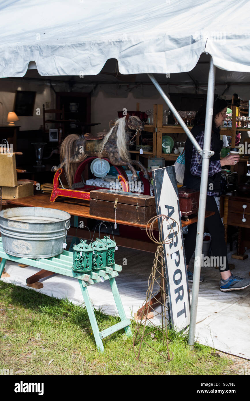 New York City, USA - May15, 2019: Brimfield Antique Market, Brimfield Massachusetts, USA. Stockfoto