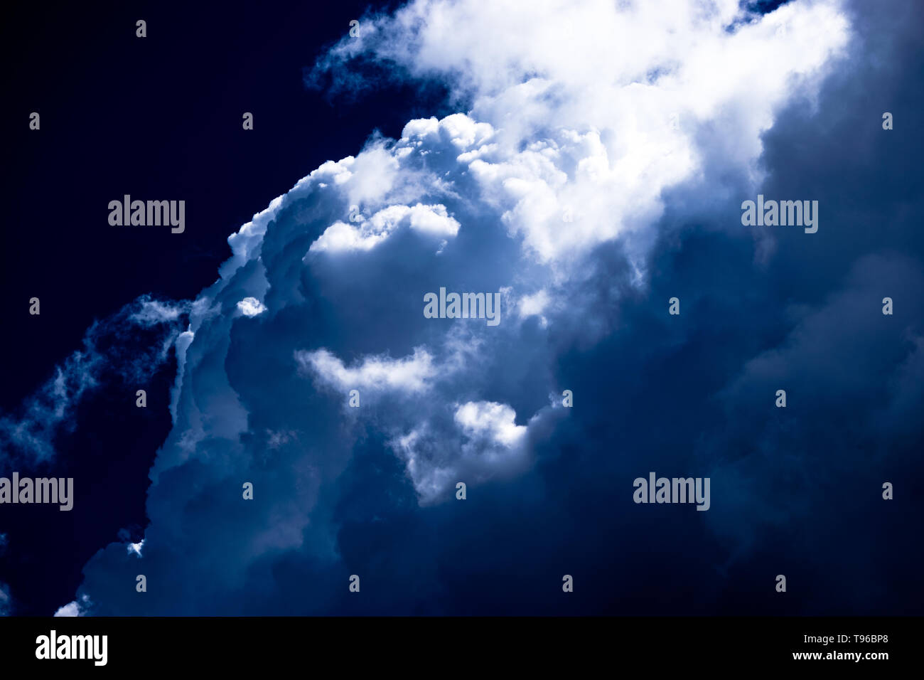 Cloud Bursts Stockfoto