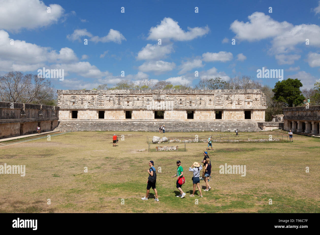 Nonnenkloster Viereck, Uxmal Ruinen der Maya UNESCO Weltkulturerbe, Uxmal Yucatan Mexiko Lateinamerika Stockfoto