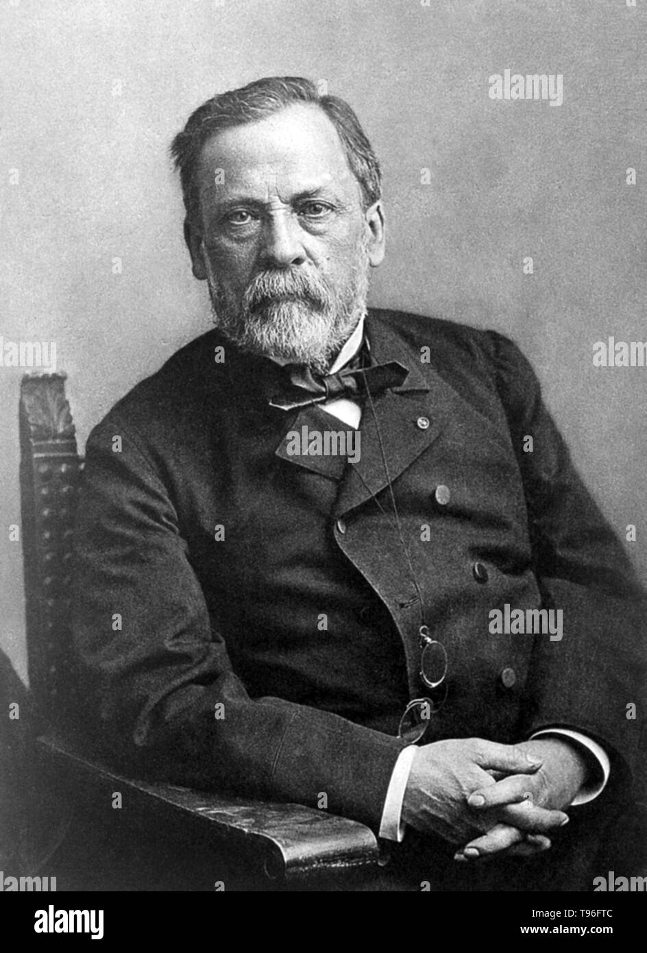 Louis Pasteur (Dezember 27, 1822 - September 28, 1895) war ein französischer Chemiker und bakteriologe, der die Wissenschaft der Mikrobiologie gegründet. Weide entdeckt, dass Krankheit verursacht wurde, könnte durch Bakterien übertragen von Person zu Person (die Mikrobe Theorie der Krankheit). Er entwickelte auch Impfstoffe gegen Tollwut und Milzbrand. Pasteur fand auch, daß leicht Heizung Nahrungsmittel und Getränke aus Säuern bewahren konnte. Die Pasteurisierung wird jetzt weit in der Lebensmittelindustrie eingesetzt. Stockfoto