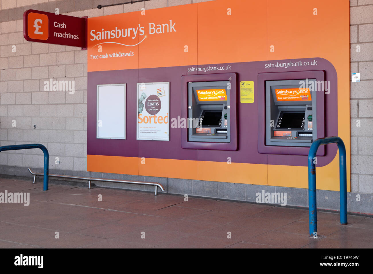 Sainsburys Geldautomaten/Geldautomaten Stockfoto
