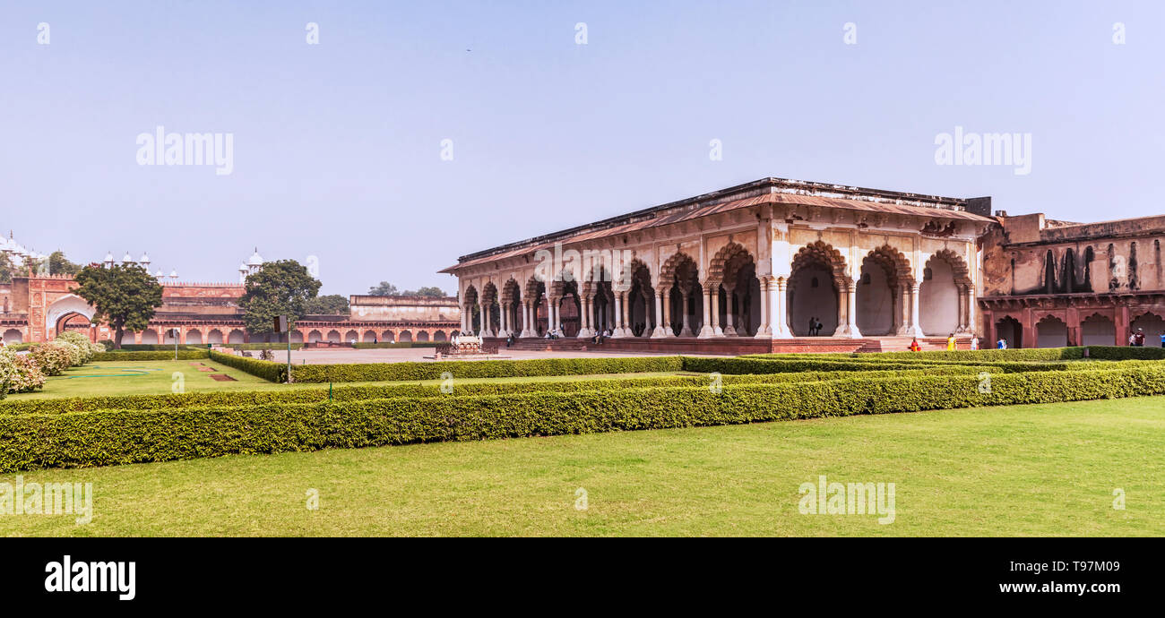Sehenswürdigkeiten Bauwerke in Agra Fort, Palast bauen im 16. Jahrhundert war die Hauptstadt der Mughal Reiches im 16. und 17. Jahrhunderts in Agra, Indien. Stockfoto