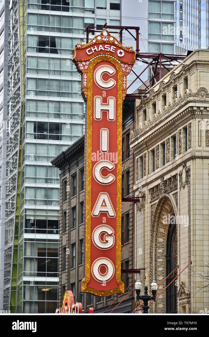Die ikonischen Chicago Theater in der North State Street, Chicago, Illinois, USA Stockfoto