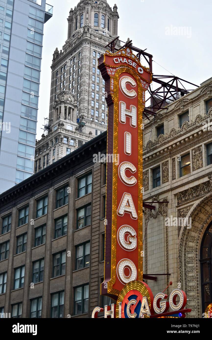 Die ikonischen Chicago Theater in der North State Street, Chicago, Illinois, USA Stockfoto