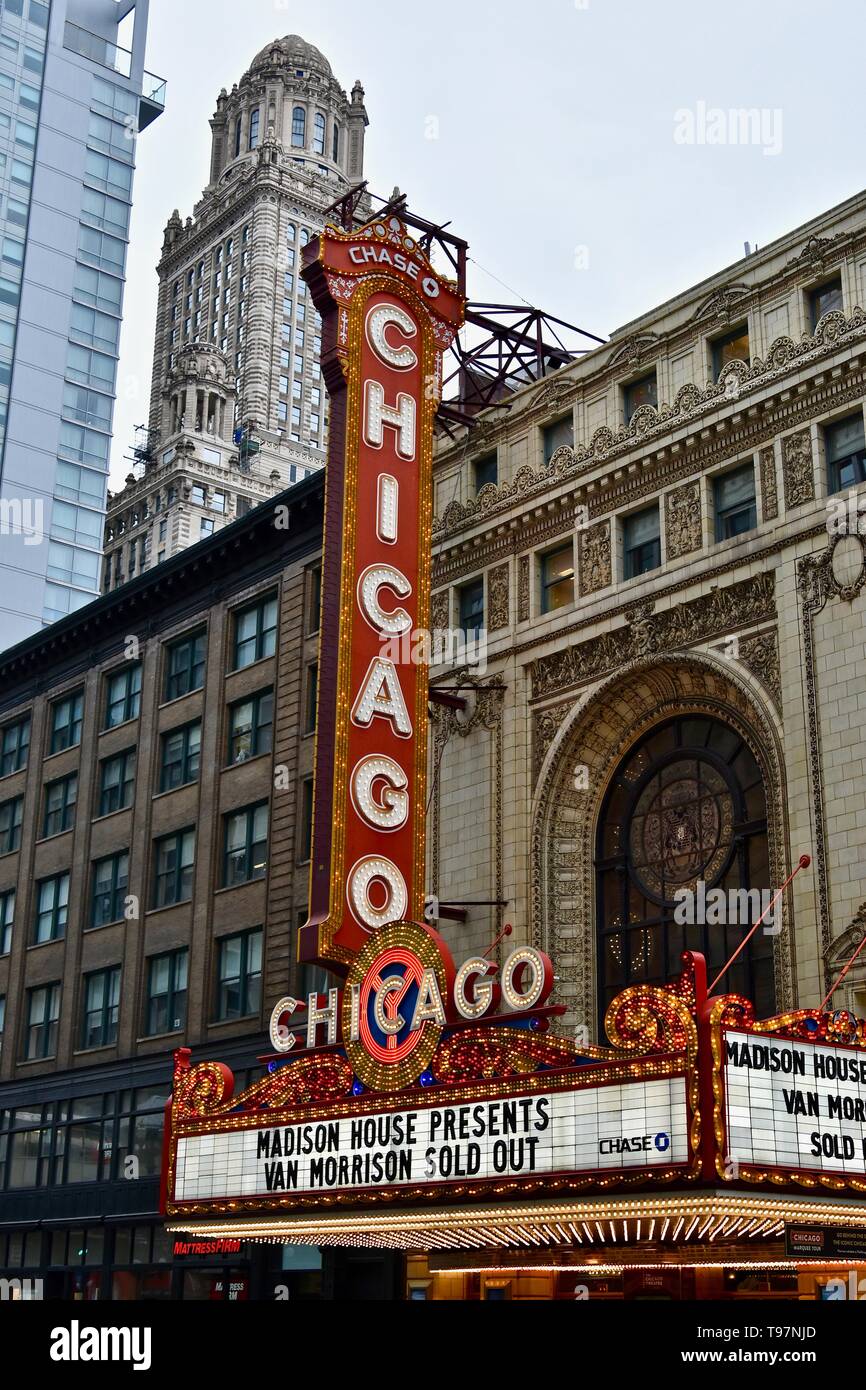 Die ikonischen Chicago Theater in der North State Street, Chicago, Illinois, USA Stockfoto