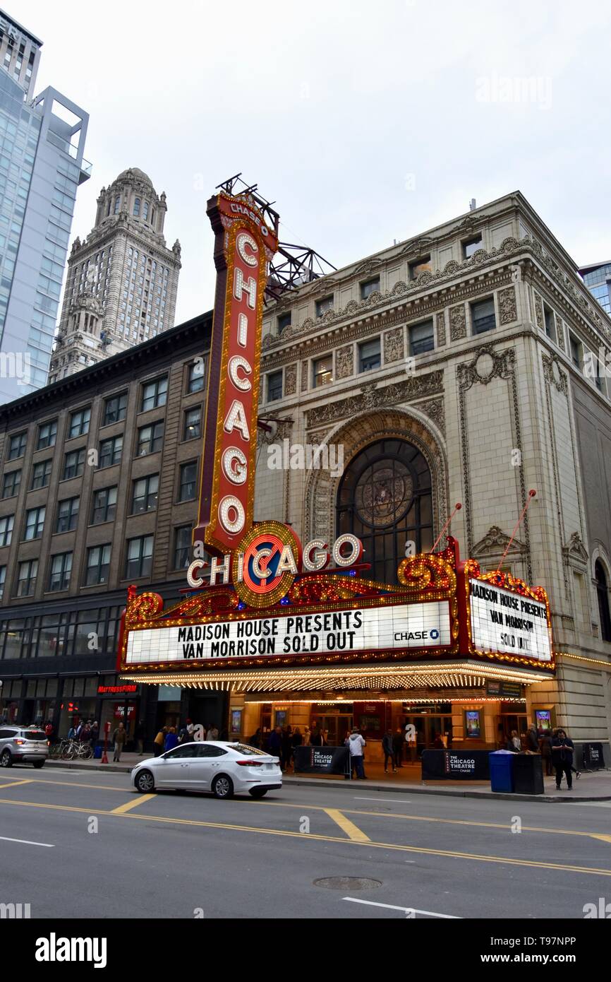 Die ikonischen Chicago Theater in der North State Street, Chicago, Illinois, USA Stockfoto