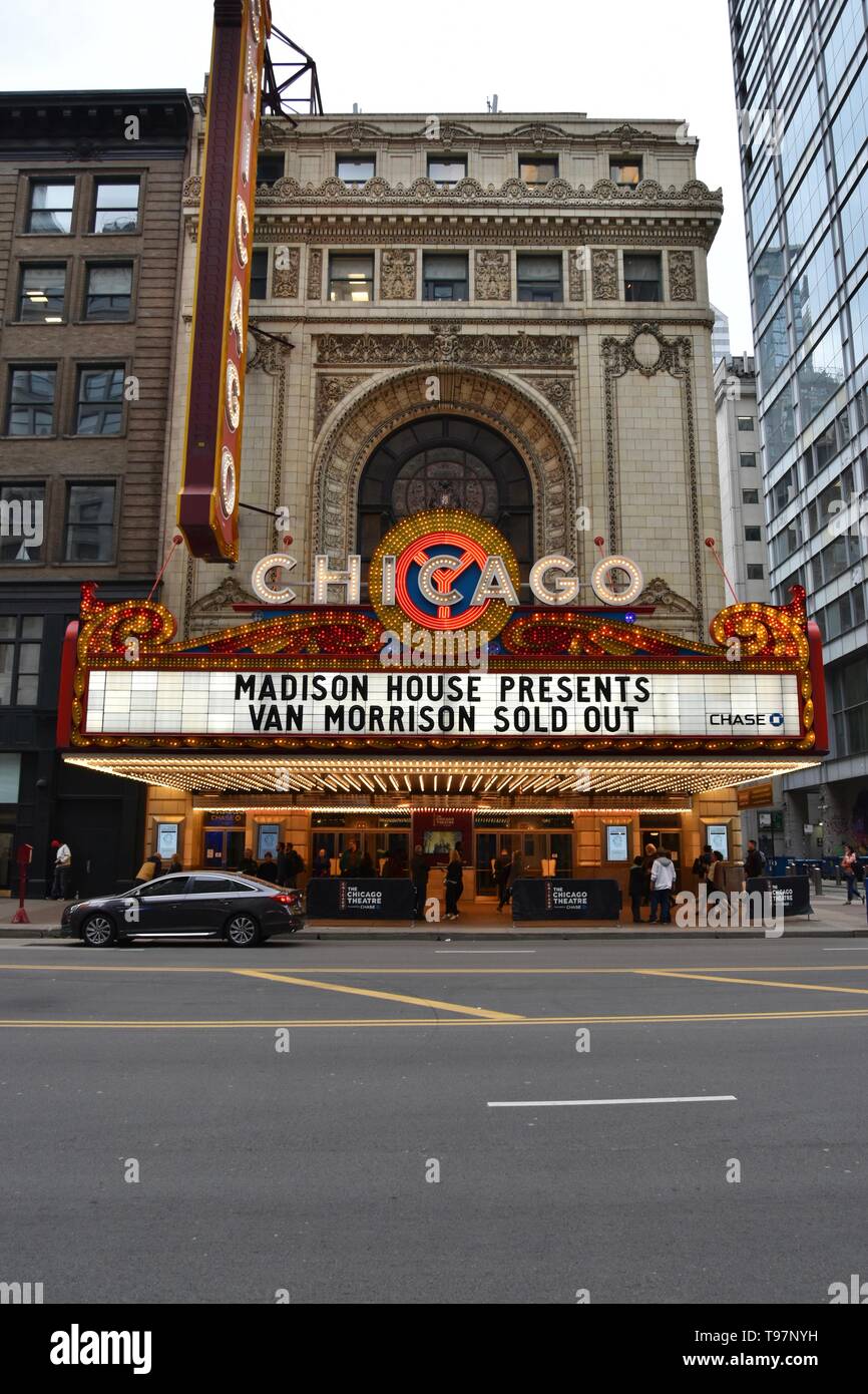 Die ikonischen Chicago Theater in der North State Street, Chicago, Illinois, USA Stockfoto