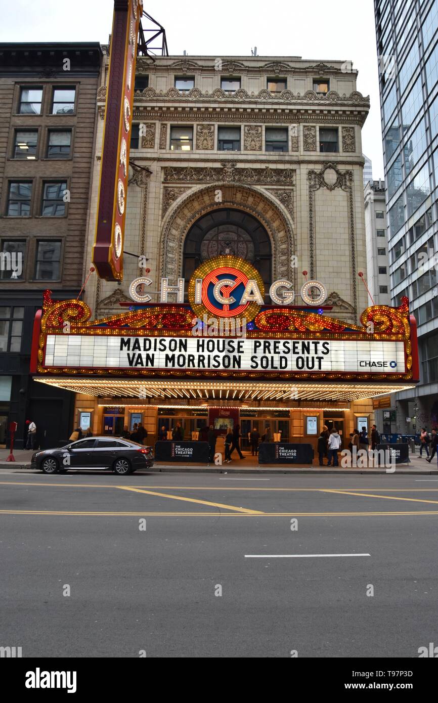 Die ikonischen Chicago Theater in der North State Street, Chicago, Illinois, USA Stockfoto