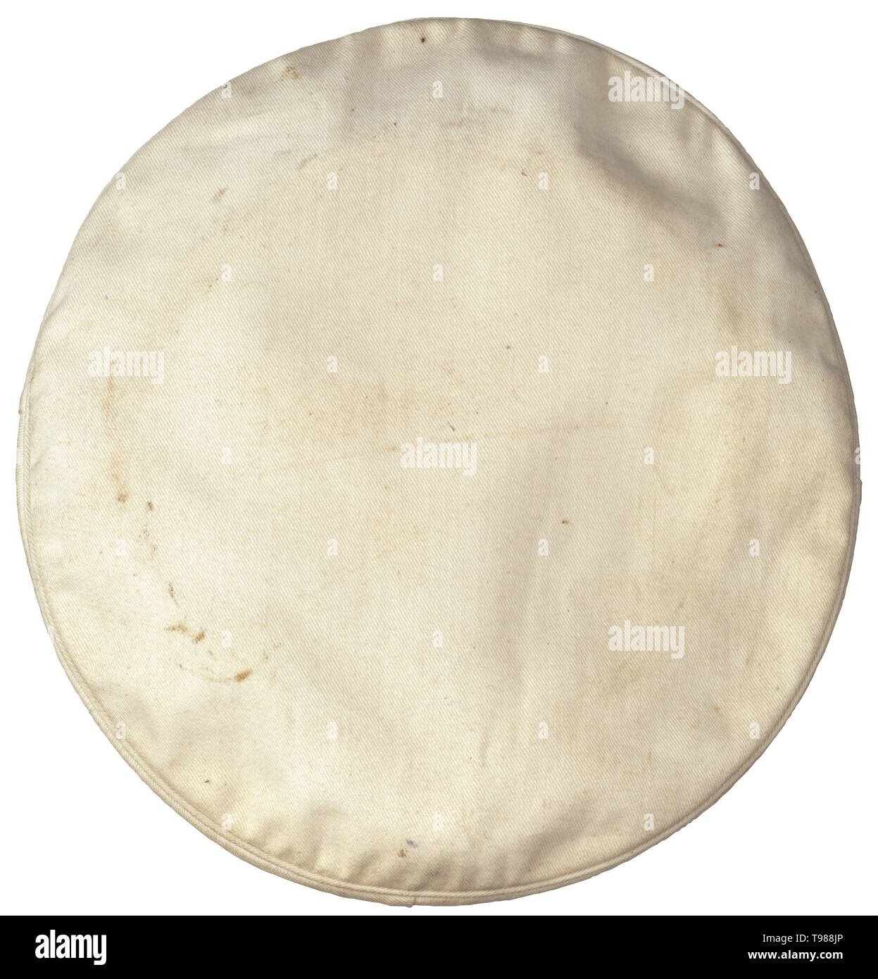 Eine Schirmmütze des deutschen Sports Association in den weißen Ausgabe Sommer wechselbare Cover in weißes Leinen, Verkleidung Band aus schwarzem Mohair, die untere Kappe Rand blau-grau Wolltuch, braunem Leder Schweißband, Aluminium Kappe Flügeln. historischen, geschichtlichen, Luftwaffe, Zweig, Zweige, bewaffneten Service, Streitkräfte, Militaria, Militär, Luftwaffe, Objekt, Objekte, Stills, Clipping, Clippings, Ausschneiden, Ausschnitten, 20. Jahrhundert, Editorial-Use - Nur Stockfoto