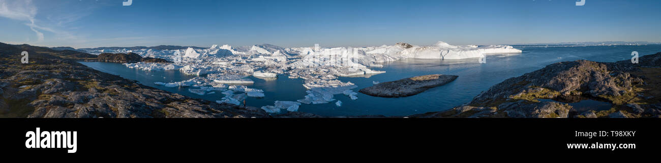 Eisberge in der Diskobucht auf Mittsommer, Grönland Stockfoto