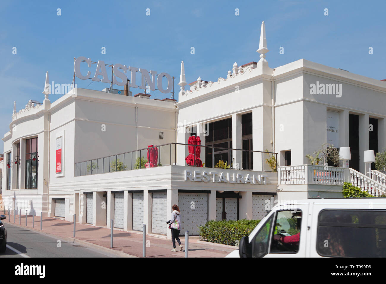Menton, Nizza, Frankreich - Apr 20, 2019: Casino und Restaurant Stockfoto