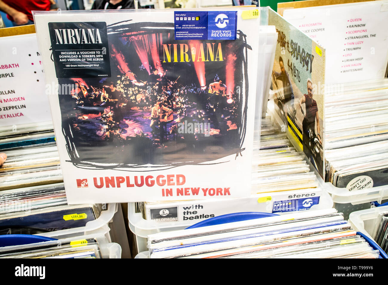 Corato, Polen, 11. Mai 2019: Nirvana Vinyl Album auf Display für Verkauf, Vinyl, LP, Album, Pop Rock, American Rock Band, Sammlung von Vinyl in zurück Stockfoto