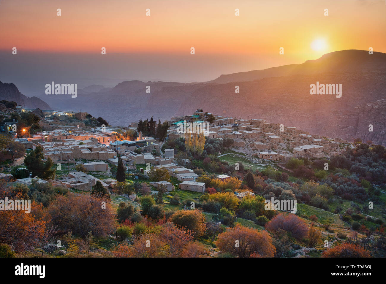 Foto der Dana Reserve in Jordanien am Sonnenuntergang Stockfoto