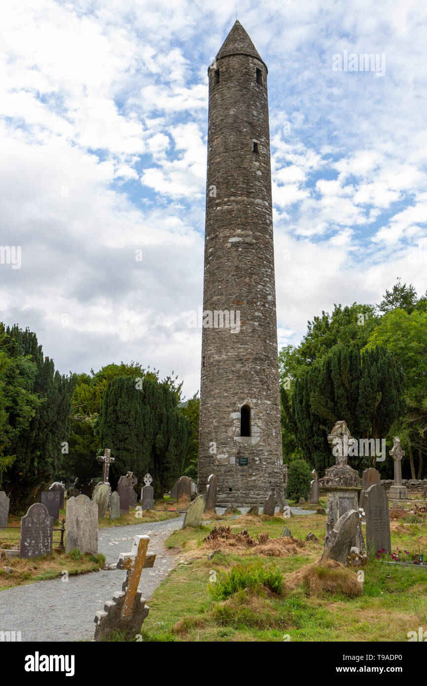 The Glendalough Cathedral Roundtower, Glendalough, County Wicklow, Irland. Stockfoto