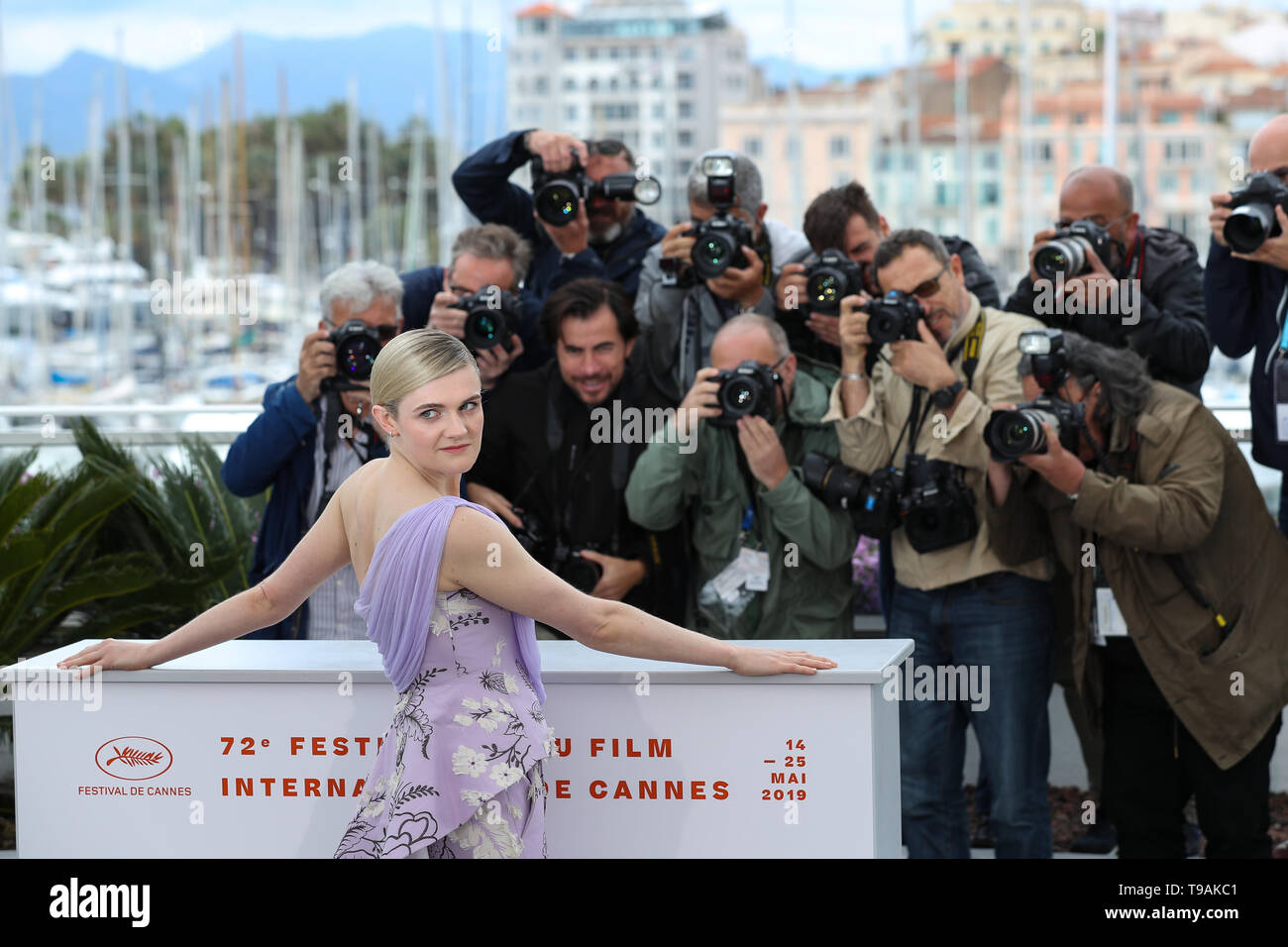 Cannes, Frankreich. 17 Mai, 2019. Schauspielerin Gayle Rankin stellt bei einem Fotoshooting für den Film "Der Aufstieg" in der Sektion Un Certain Regard während des 72. Filmfestival in Cannes Cannes, Frankreich, 17. Mai 2019 überprüft. Credit: Zhang Cheng/Xinhua/Alamy leben Nachrichten Stockfoto