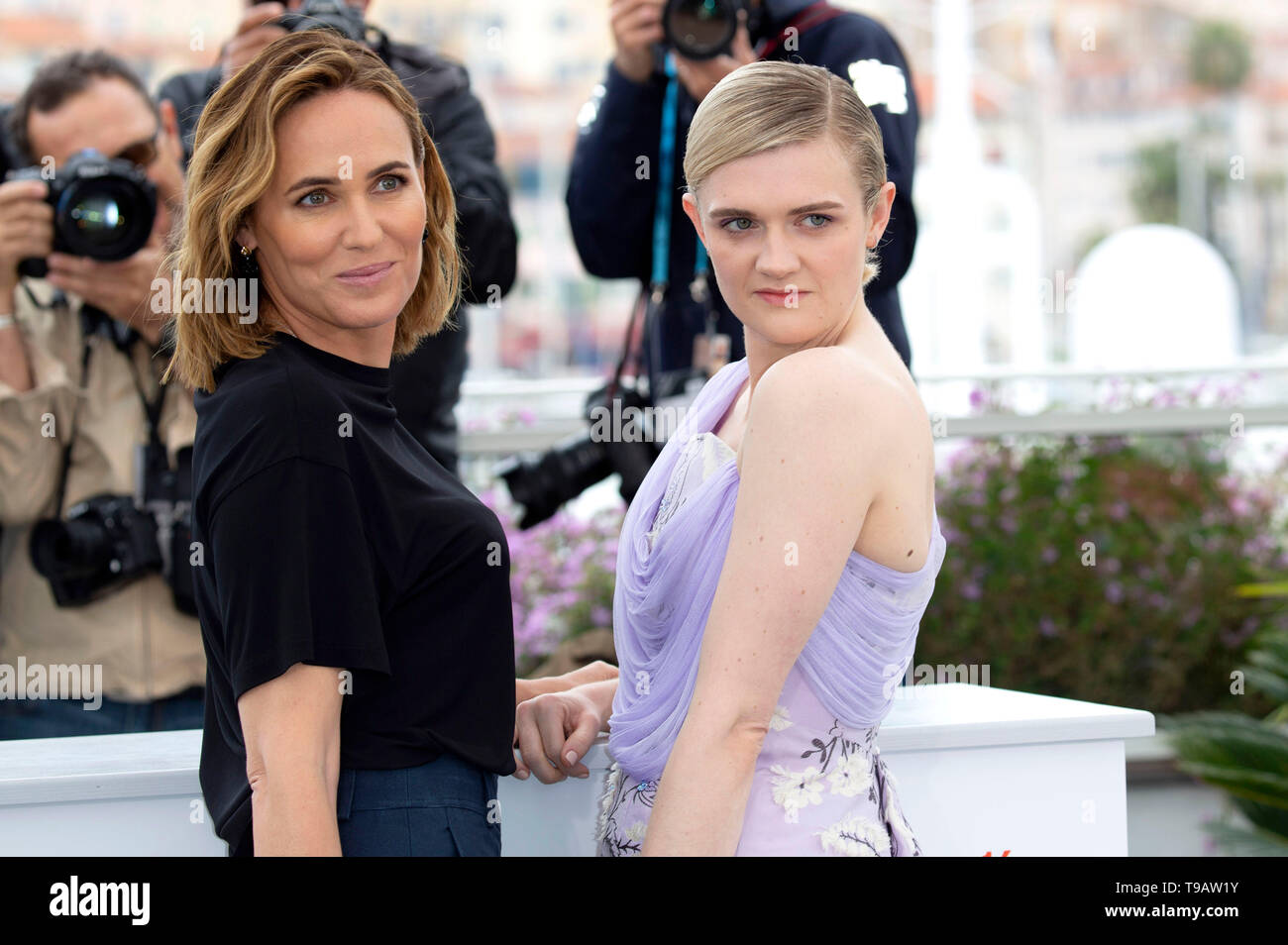 Judith Godreche und Gayle Rankin bei der 'Aufstieg' Fotoshooting während der 72Nd Cannes Film Festival im Palais des Festivals am 17. Mai 2019 in Cannes, Frankreich Stockfoto