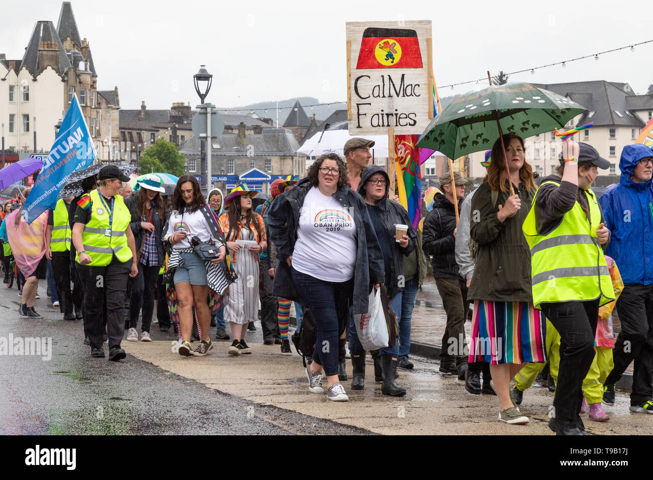 Am 18. Mai 2019 die erste Gay Pride in Oban startet mit einer Parade durch die Stadt. LGBT und Community Events findet auch in der Stadt. Stockfoto