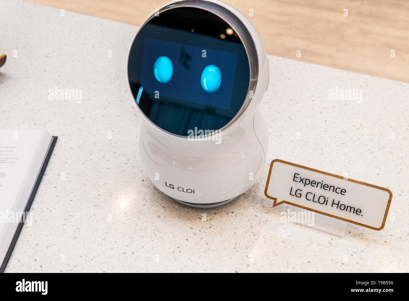 Berlin, Deutschland, 31. August 2018, LG CLOi ThinQ AI Bot intelligente Roboter künstliche Intelligenz auf dem Display, LG-Ausstellung in globale Innovationen zeigen IFA Stockfoto