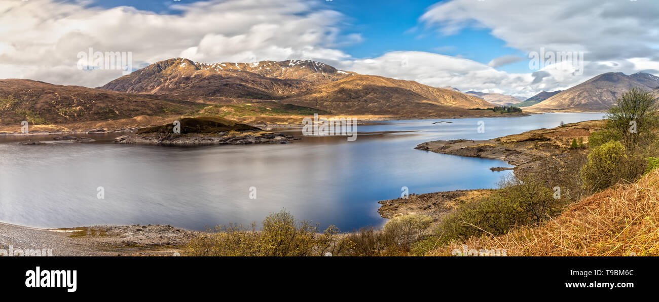 Panoramablick über das Loch Lochy in den schottischen Highlands Stockfoto