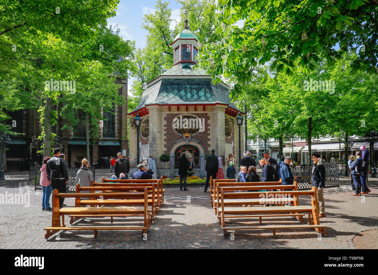 Kevelaer, Niederrhein, Nordrhein-Westfalen, Deutschland Blick auf die Stadt, Kapellenplatz mit Kapelle der Gnade im Wallfahrtsort Kevelaer. Kevelaer, Stockfoto