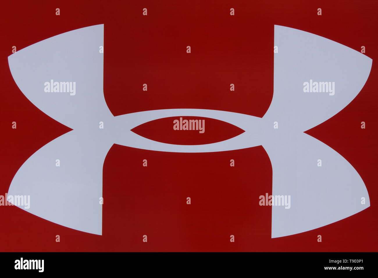 JEDDAH, Saudi-arabien - Dezember 21, 2018: Ein Blick auf das Logo von Under Armour Stockfoto